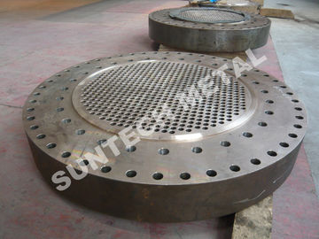चीन Drilled B265 Gr2 / SA105 Explosion Bonded Clad Plate Tubesheet for Heat Exchangers आपूर्तिकर्ता